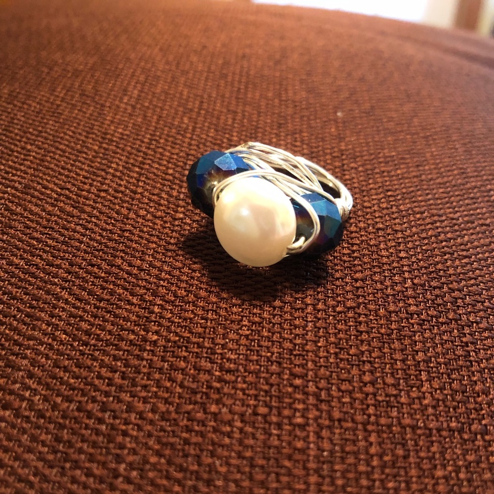 Handmade Wire Wrapped Ring Button Pearl 7